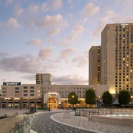 Hilton New Orleans Riverside Bagian luar foto