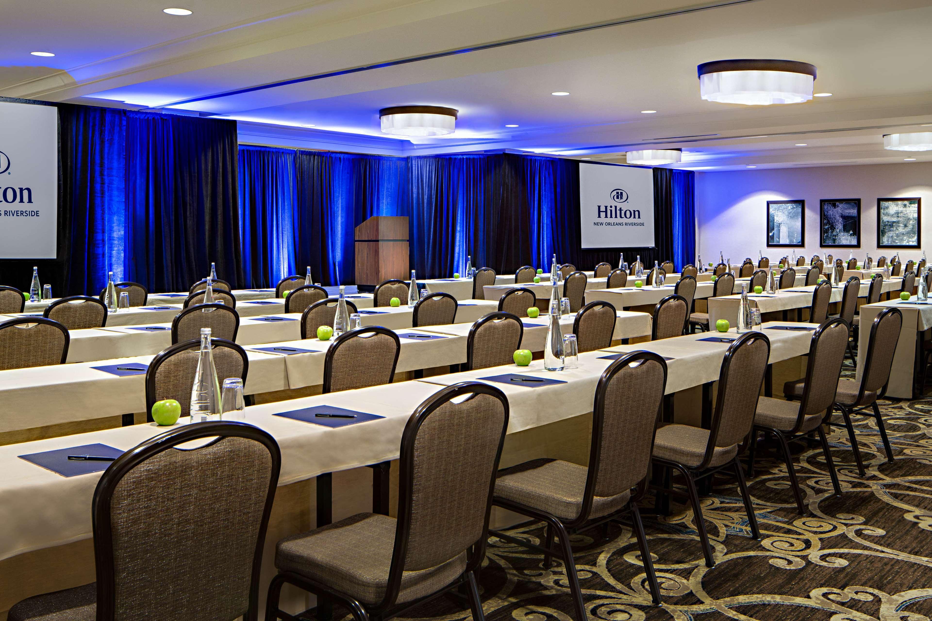 Hilton New Orleans Riverside Bagian luar foto