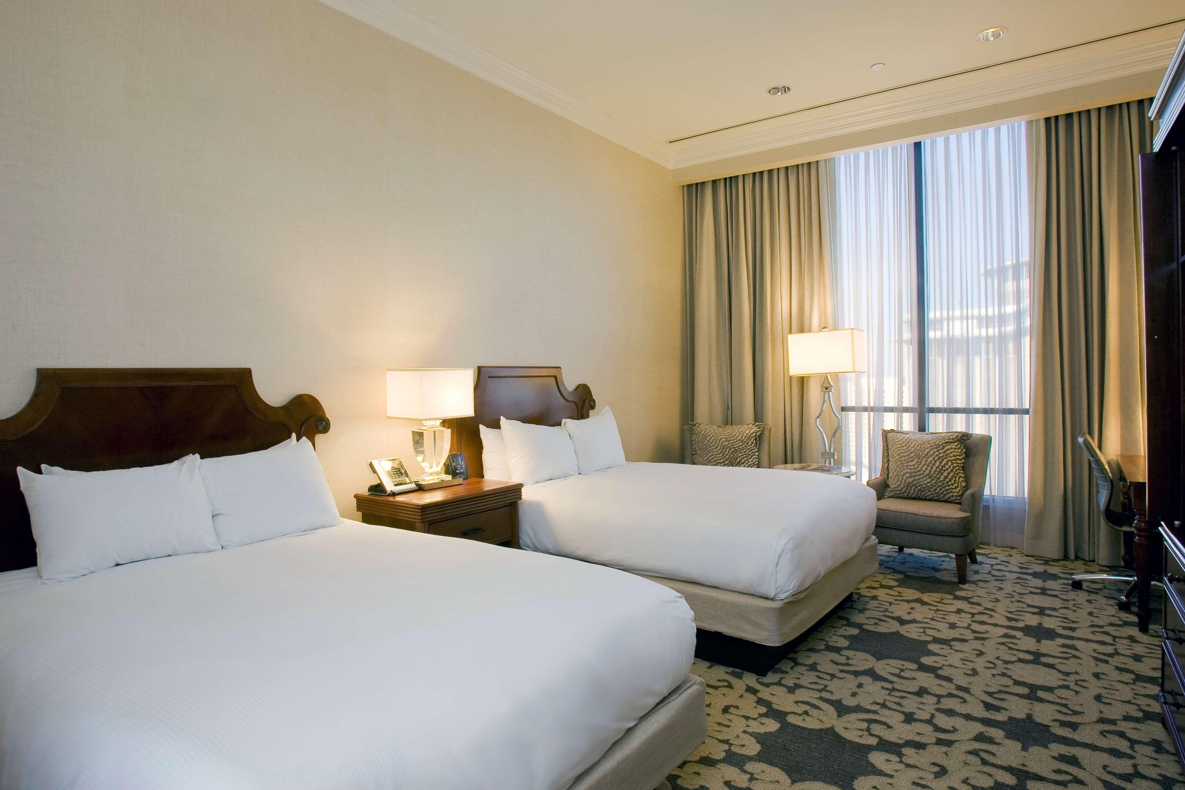 Hilton New Orleans Riverside Bagian luar foto